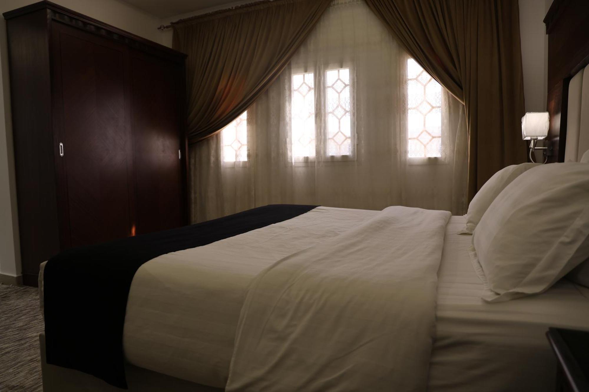 Al-faleh Hotel