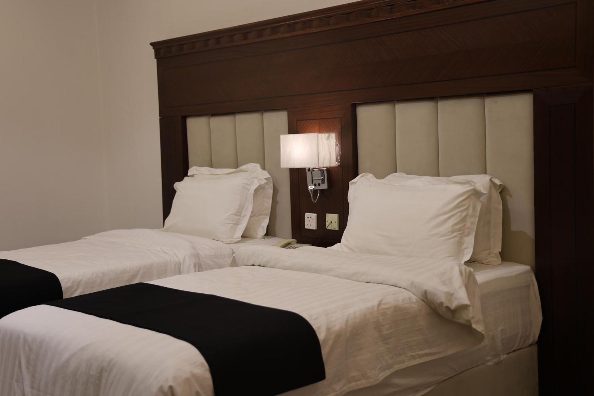 Al-faleh Hotel *